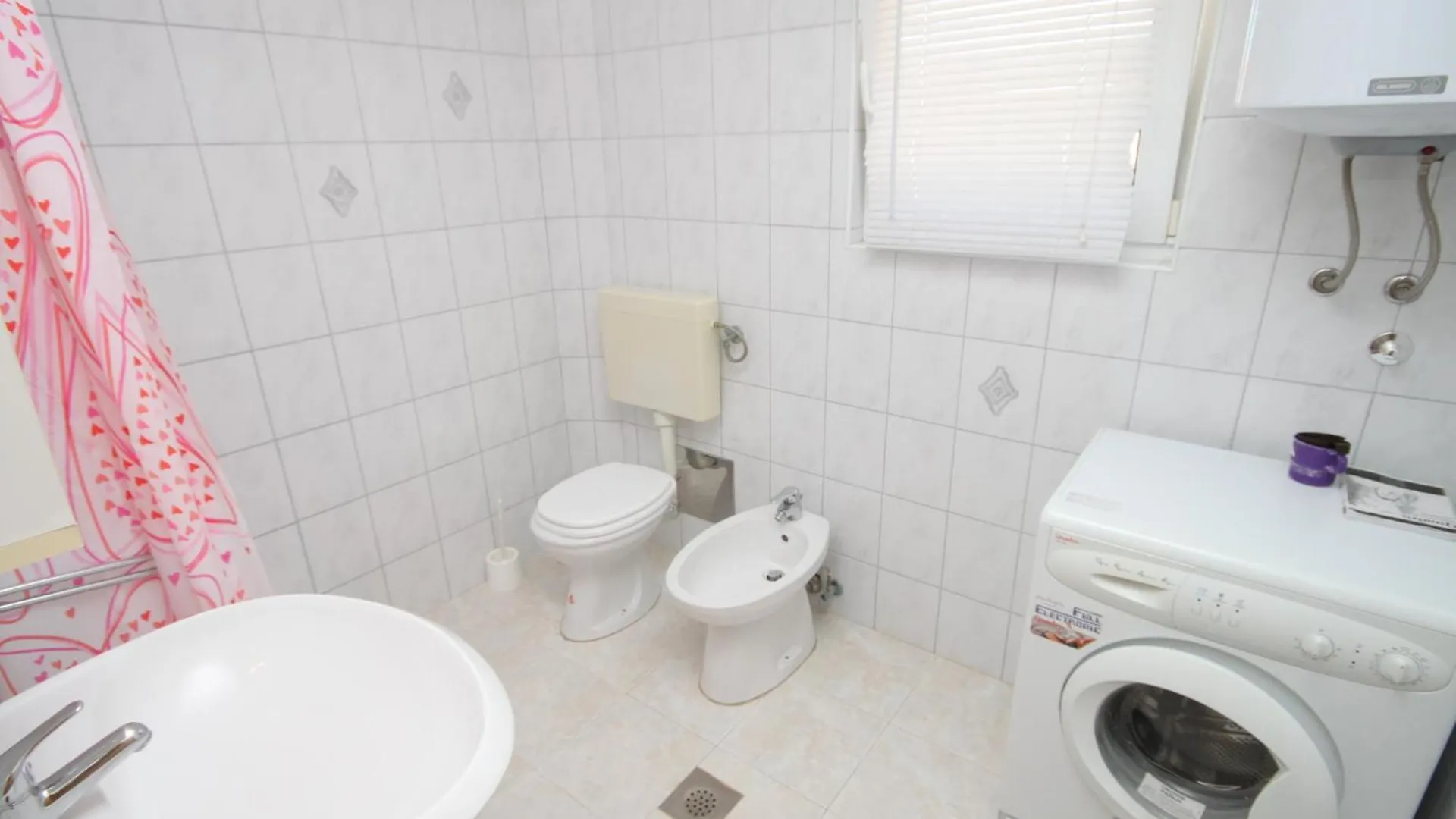Apartments With A Parking Space Liznjan, Medulin - 7240 Croatia